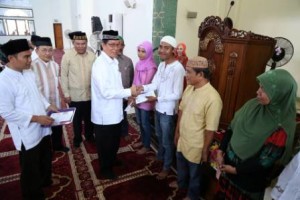penyerahan bantuan