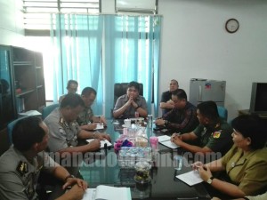 Kesbangpol, Liow