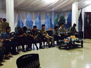 buka puasa bersama, Tetty