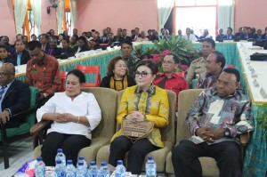 Kunjunga kerja Tetty di Papua