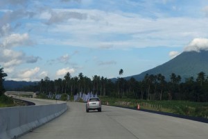 tol manado bitung