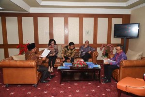Bupati Minsel Cs bertemu Mendagri, Tito ingatkan penanganan virus corona