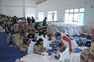 manado dampak covid-19