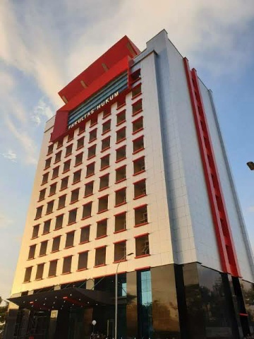 hukum
