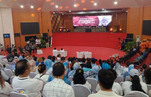 Suasana penetapan calon Wali Kota dan Wakik Wali Kota Bitung oleh Komisi Pemilihan Umum (KPU)