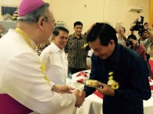 GSVL Hadiri HUT ke-75 Uskup Manado Mgr Josef Suwatan MSc