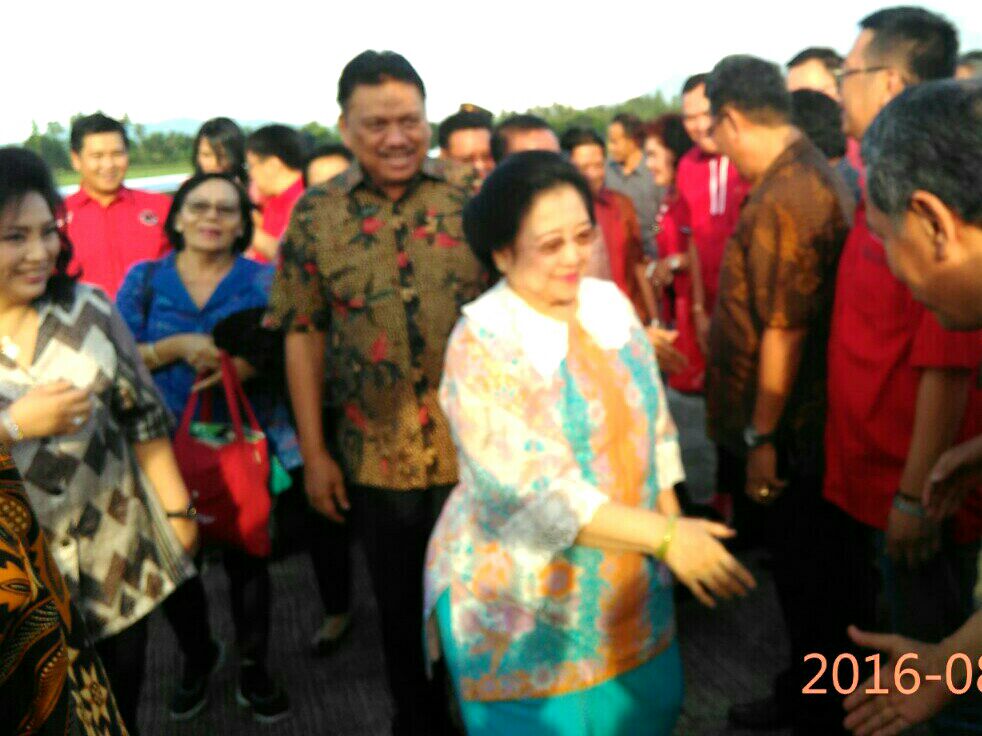 Kunjungi Sulut, Presiden ke 5 RI Megawati Hadiri ToF dan Resmikan Gereja GMIM