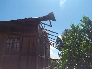 Lima Rumah di Desa Tokin Rusak Parah Dihantam Puting Beliung