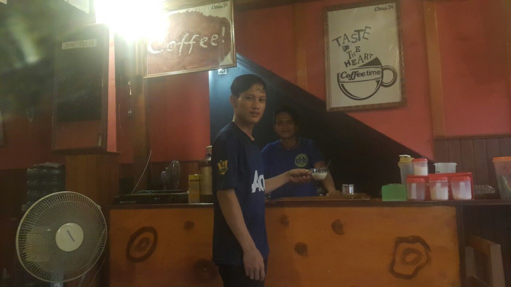 Rumah Kopi d’Teras 54 Amurang, Cita Rasa Kelas Starbucks