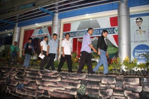 Sukseskan HUT Provinsi Sulut ke-52, GSVL Tinjau Langsung Kesiapan Stand Pemkot Manado