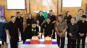 Wabup Minsel Hadiri HUT ke- 82 Jemaat GMIM Syaloom Karimbow dan HUT ke- 5 Motim