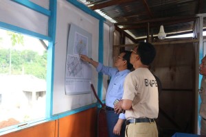 Terus Pantau Pembangunan Rumah Korban Bencana,  Walikota : Kalau Ada Fasilitator Nakal, Diganti Saja!