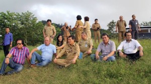 Sejumlah Kepala SKPD terkait pengembangan pariwisata mendampingi Wali Kota Manado, GS Vicky Lumentut meninjau Bukit Doa Gunung Tumpa