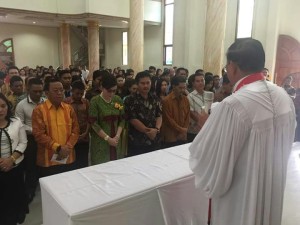 Bupati Tetty Dilantik Ketua Umum Panitia GMIM Bersinode ke- 86