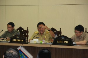 Di Depan Komisi II DPR RI, Olly : Sudah 81 Charter Fligt ke Manado