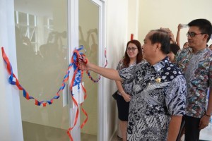 Lomban Resmikan Gedung Rawat Inap Kelas 3 di RSUD Bitung‎