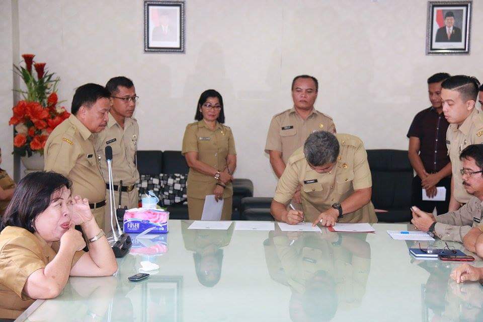 Pakta Integritas Untuk Pejabat Esalon lll dan lV Pemkab Mitra