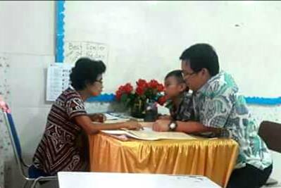 Sibuk di Pemerintahan, Wagub Kandouw Tetap Jalankan Tanggung Jawab Sebagai Orang Tua