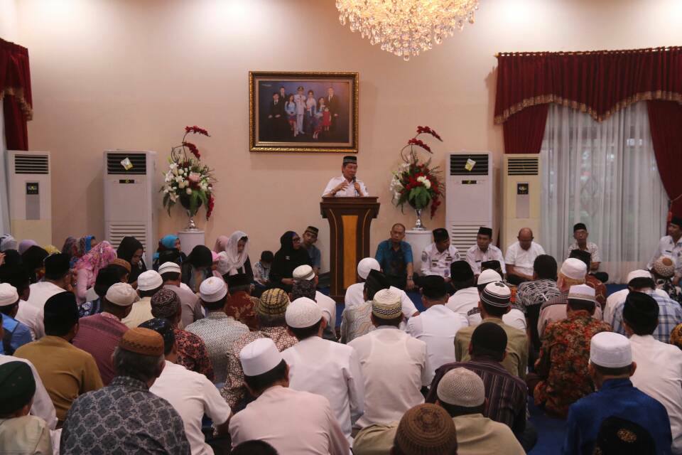 Buka Puasa Dengan Iman Mesjid se-Kota Manado, GSVL Ingatkan Waspadai ISIS
