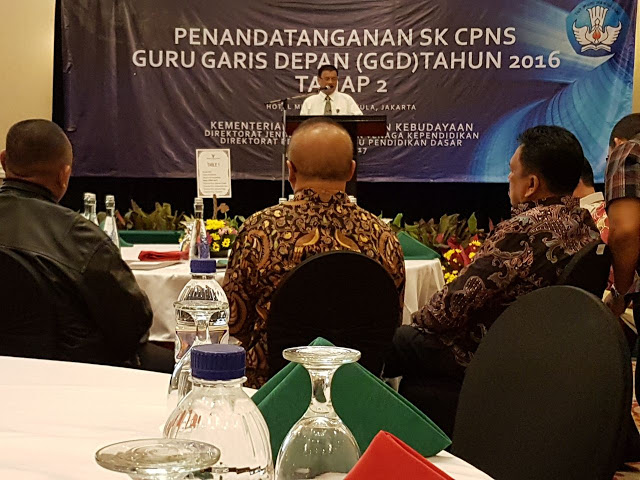 Gubernur Olly Teken SK CPNS GGD Sulut