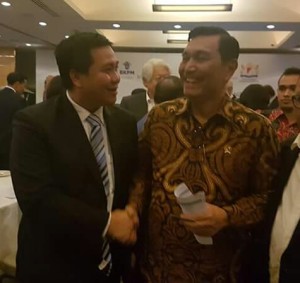 Bersama Menko Kemaritiman Wagup Promosikan Sulut Lewat Forum Bisnis di Singapure