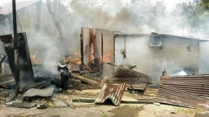 Si Jago Merah Kembali Beraksi, Tiga Rumah di Malalayang Hangus Terbakar