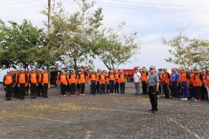 STEVEN KANDOUW Pimpin Apel 1000 Orang Relawan Bersihkan Sungai di Manado