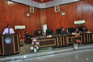 DPRD Gelar Rapat Paripurna Terkait APBD Kota Bitung 2018