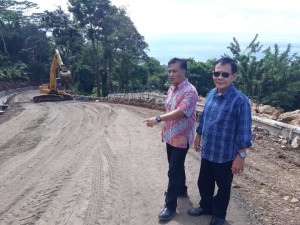 Bart Assa: Akses Menuju Gunung Tumpa Segera Dihotmix