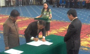 Resmi Dilantik Menjabat SEKDA Kota Manado, Ini Harapan Walikota GSVL Untuk Lakat