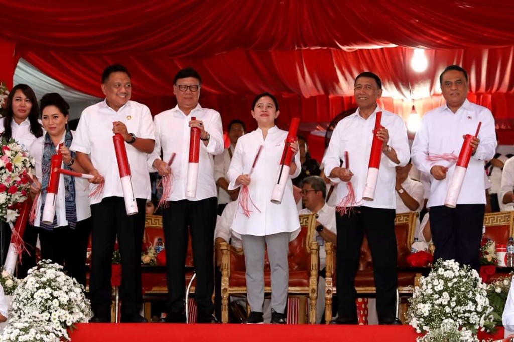 Dari Sulut, Puan Maharani dan Olly Dondokambey Gaungkan Rovolusi Mental Seantero Indonesia