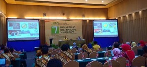 Hadir Dalam Seminar Internasional di UNNES, Rompas cs Promosi UNIMA