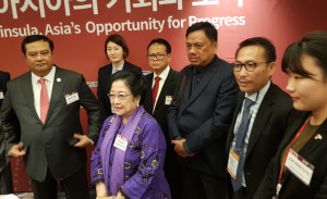 Gubernur Olly Dampingi Megawati Jadi Pembicara di The KOR-ASIA Forum 2018 Seoul