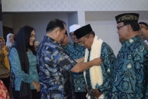 Lepas Rombongan Jamaah Umroh, Ini Harapan Wali Kota Bitung