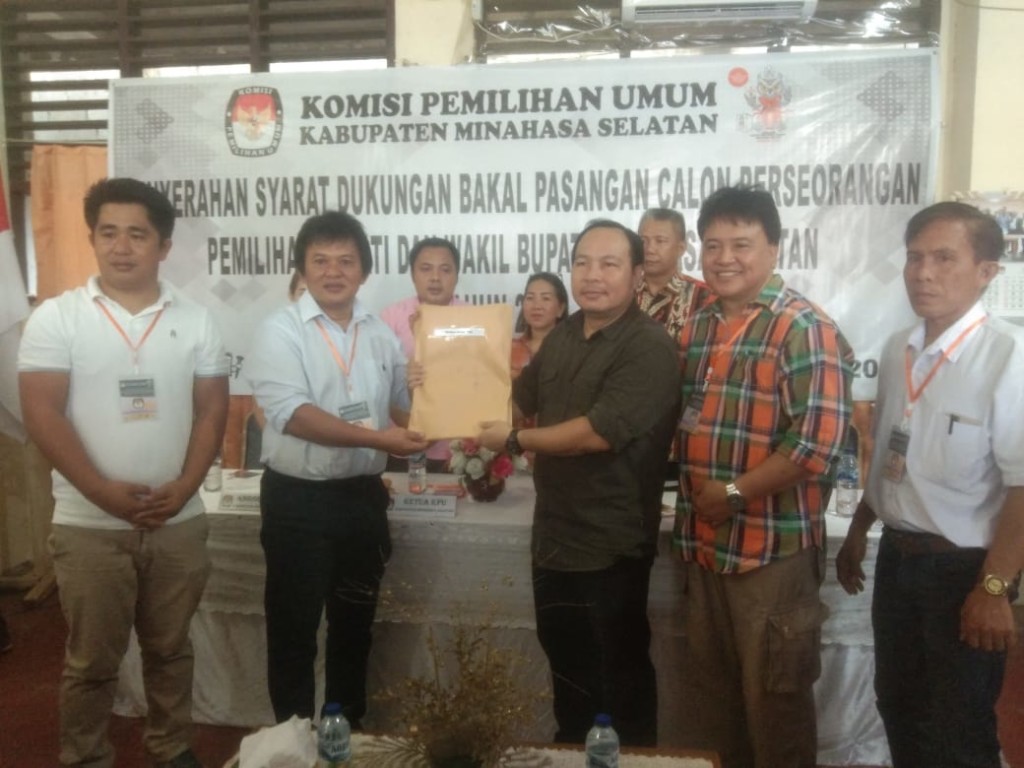 Paslon jalur Independen, Roso-Harum masukan berkas ke KPU Minsel