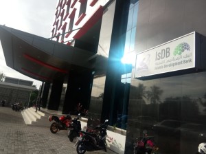 Baru Diresmikan Gedung Fakultas Hukum Unsrat Sudah Rusak