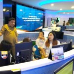 Kadis Kominfo Kota Manado Erwin Kontu berada di Ruang Cerdas Command Center Pemkot Manado, pusat Call Center Manado Siaga 112.