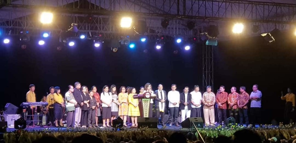 Pesta Rakyat Meriahkan HUT Minsel ke 17