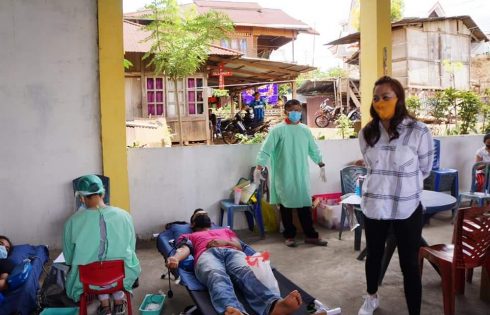 Wujud Kepedulian, PMI Minsel Gelar Baksos Donor Darah di Desa Karimbow Talikuran