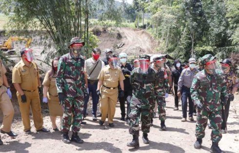Bupati Minahasa Buka TMMD ke 108 di Tempang