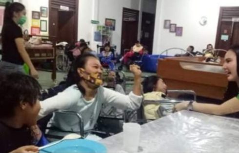 SGR Berbagi Kasih Dengan Anak Panti Asuhan dan Biarawati