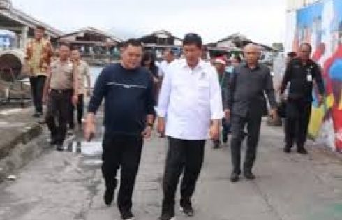 Edukasi Protokol kesehatan ke pedagang, GSVL didampingi Dirut PD Pasar