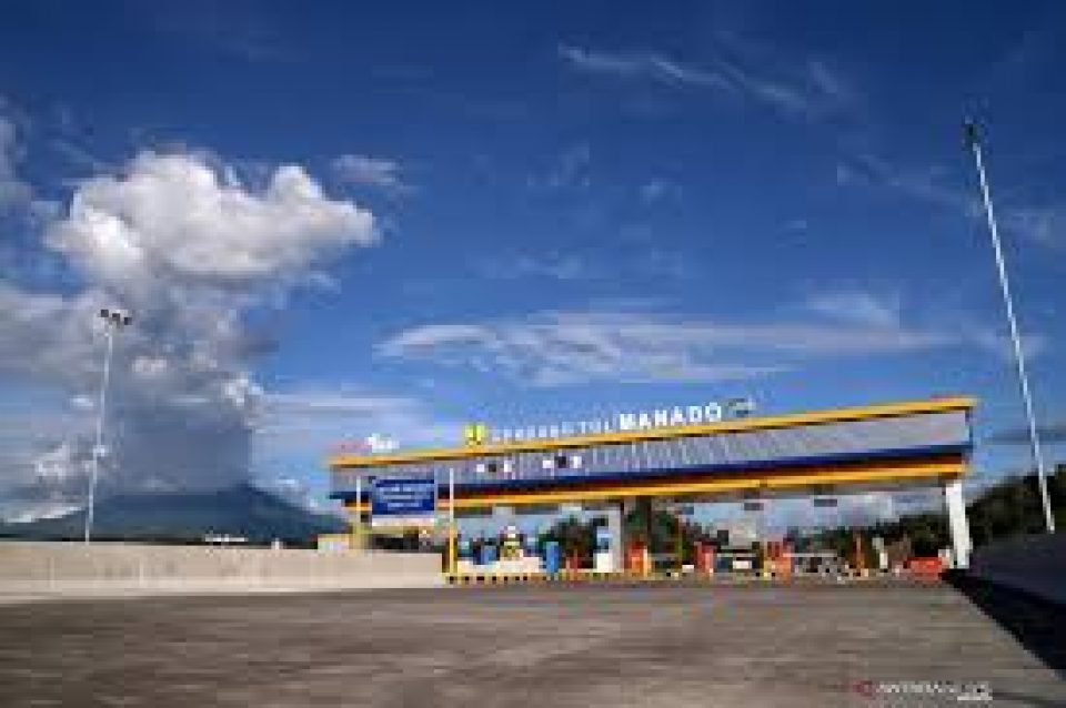 gerbang tol manado