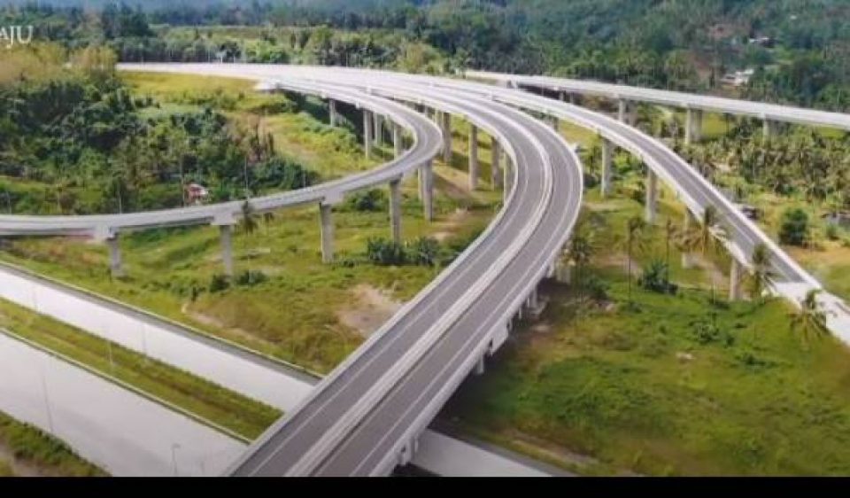 tol manado bitung