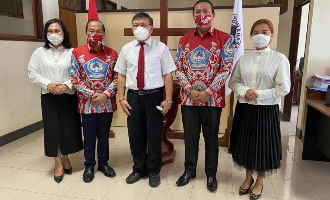 MJL-MDT Didoakan Ketua BPMS GMIM Hain Arina