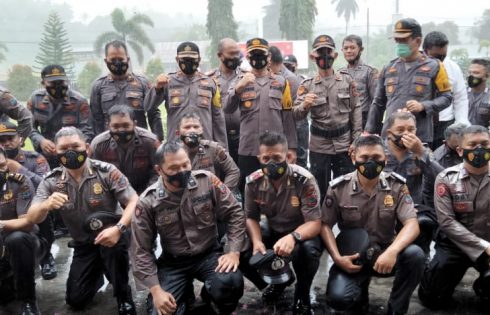 Awal Tahun, 55 Personel Polres Minsel Dapat Hadiah Kenaikan Pangkat