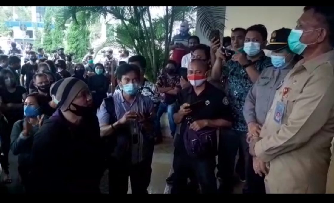THL SatPol-PP lakukan demo, Ini Penjelasan Pemkot Manado