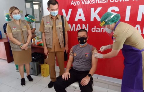 Pemkab Minsel Resmi Launching Vaksinasi Covid-19 Tahap Pertama