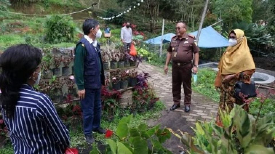 received_4258638364165811 received_4258638364165811