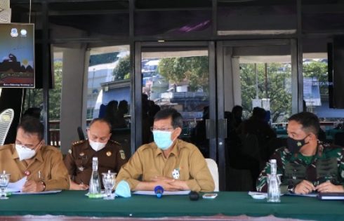 Dipimpin Wali Kota GSVL, Forkopimda Manado Bahas Langkah Antisipasi Siklon Surigae